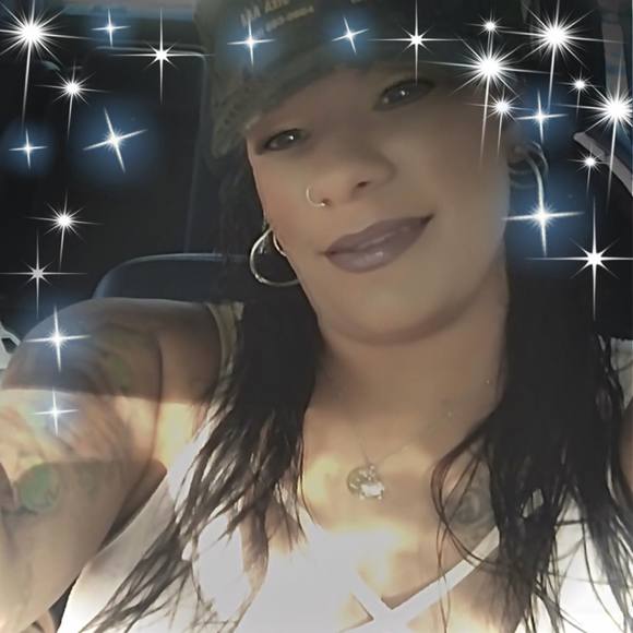 Meet your Posher, Tiffany - Picture 1 of 1